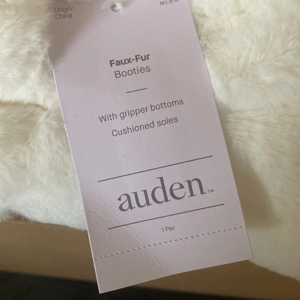 NWT Auden White Cream Plush Slippers - Picture 2 of 6